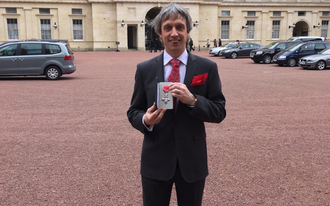 Ian visits the Palace